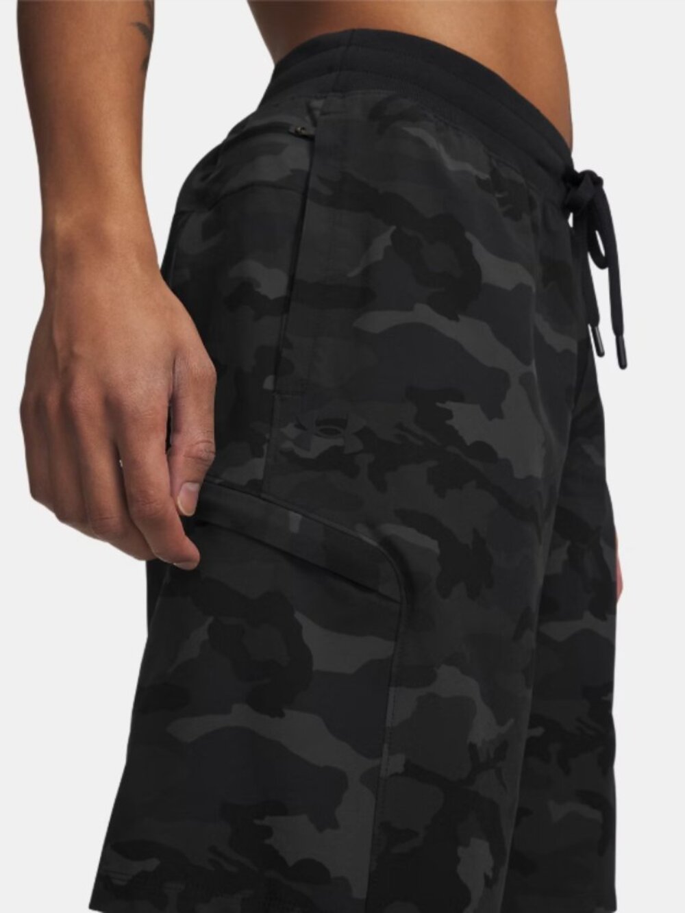Under Armour Storm Tech Men's Camo Performance Athletic Shorts